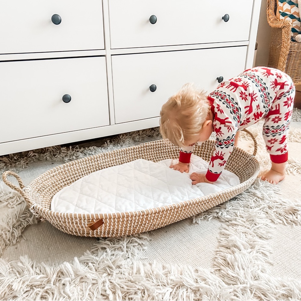 Woven Baby Changing Basket with White Pad